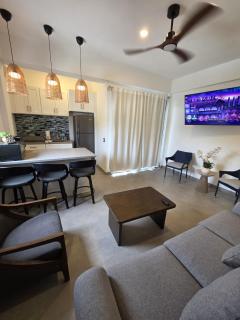 Golden Zone Apartment Walk to Marina & Beaches - Cabo San Lucas - 3