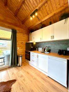 New cozy chalet with jacuzzi and home cinema near Amsterdam - 6