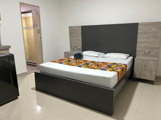 Hotel Ciento Once Boutique Laureles - 1