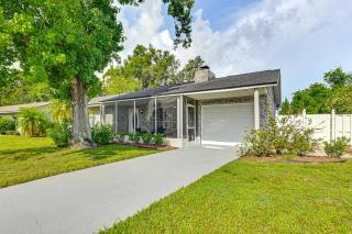 Pet-Friendly Home with Lanais, Near Dtwn Tampa! - Seffner - 0