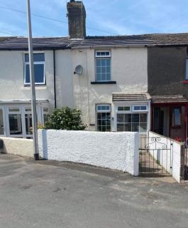 Cosy, coastal cottage- Beach, Pub and shop nearby - Haverigg - 5