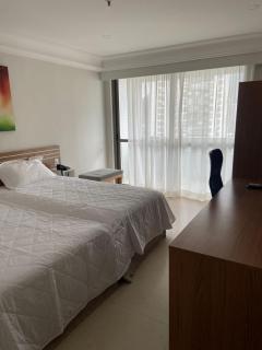 Acomodação Mediterrâneo 021 - Em Frente à Praia e Próximo ao Barra Shopping - 1