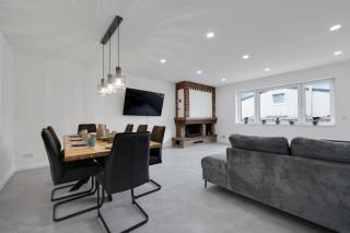 Apartment 150QM 8 Personen Neuss, Düsseldorf mit Terrasse, Parkplatz, Küche - 9