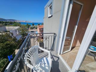 Apartments Bulatović - 4