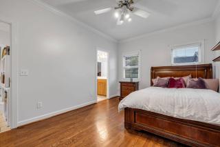 LakeFront | HotTub | Dock | 4BD4.5BA | FreeParking - Nonaville - 2