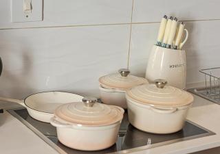 Charming Studio & Backup Power - 5