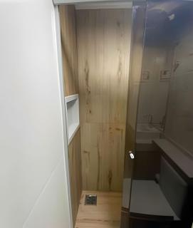 Lindo Estúdio perto Cong,Minist, Aerop e QG (110A) - 3