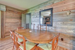 On Lake Tillery Spacious Home with Screened Porch! - Albemarle - 3