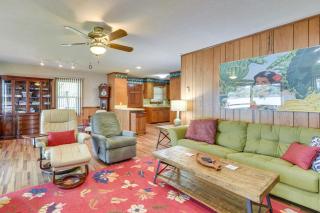 On Lake Tillery Spacious Home with Screened Porch! - 1