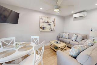 7 - Island Paradise Cottages - Sandy Shores - St. Pete Beach - 2