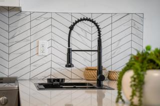 2 bedroom Luxe Suite Downtown - Calgary - 7