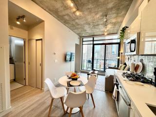 Elegant, Comfy & Sophisticated MetroLux Downtown Suite - Calgary - 5