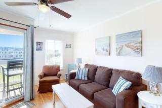 A Place At The Beach 207 - 5