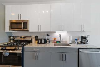 New Modern 1BR Lux City Escape - 1