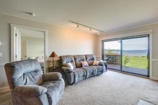Community Boat Dock Lake Memphremagog Condo! - 4