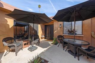 Designer Seville Condo w Golf Mountain Views - 8