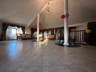 Luxury Villa With Private Pool & 5 Minutes From The Beach - 6