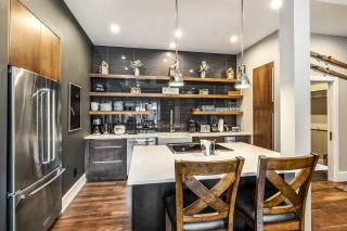 Eagle Vail Escape 3BR Near Skiing and Trails - 2