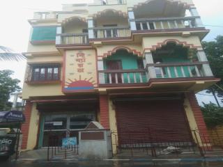 OYO 72817 Palace Inn - 9