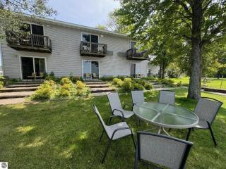 Double Bed suite in Heart of Lake City - Lake City - 1