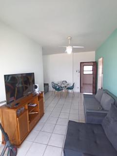 Apartamento pé na areia com sacada e garagem 2 banheiros - 7