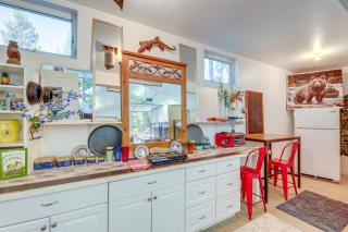 5 Mi to Logan State Park Studio with Outdoor Space! - Libby - 1
