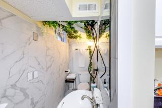 5 Mi to State Park Studio, Walk to Happys Inn! - 3