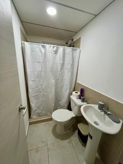 Apto Moderno y tranquilo - Guayaquil - 6