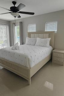 Family Friendly Pool Home 4Rooms - 3