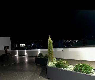 Modern Studio Style Comfort in Exclusive Area - Cochabamba - 1