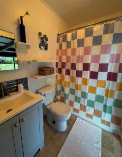 Master Suite with Private Bath 15 min from beach - Hilo - 4