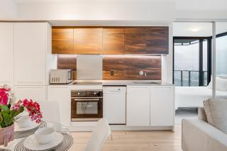 Stylish Two Bedroom Apartment for Urban Living - 3