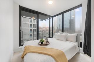 Stylish Two Bedroom Apartment for Urban Living - Vancouver - 5