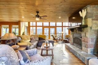 Grand View Ii By Beyond Expectations W Theater - 2