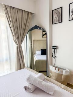 Theluxesovereignke - 6