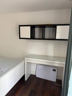 Relax in Uxbridge with Private Room Garden Access - Uxbridge - 6