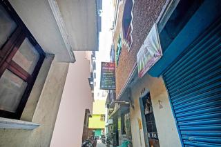 Hotel O Relax Rooms - 9