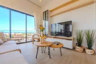 New! Luxury PH with Pool Golf & Ocean Views - 8