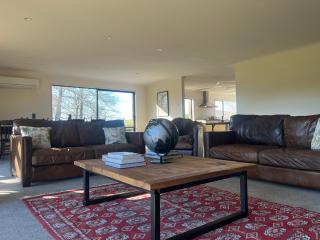 Tipapa Deer Park Lodge - - 2