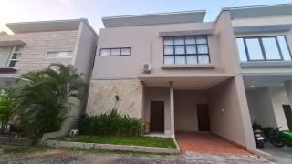 Villa Matahari - Montongbuwoh - 6