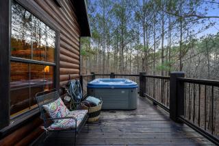 Modern Luxe 3BR Cabin with Hot Tub & Firepit - 8