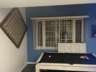 Home away Home - Gary - 3
