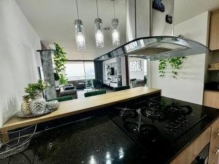 Hermoso apartamento en El Poblado con linda vista - 1