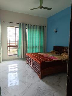 Aqua Golf Villa - kolkata - 2