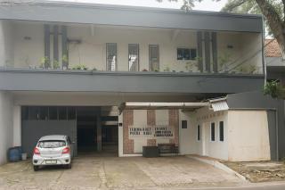 Elang House near Simpang Lima Tasikmalaya Mitra RedDoorz - 6