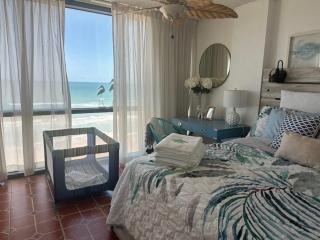 Daytona oceanfront two-bedroom suite - 1