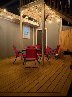 3 BR 3 Bath Airport SpaceX LNG WashDry Private Yard Deck Pets - Brownsville - 0