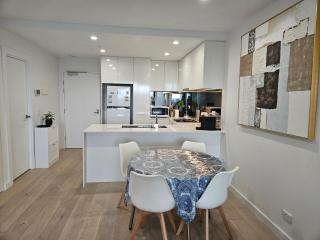 Glen Oasis - Luxury Apartment - 9