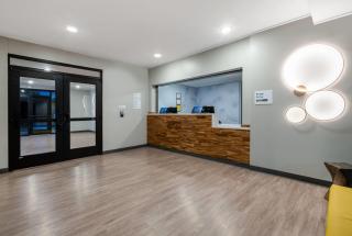 ECHO Suites Extended Stay by Wyndham Fort Worth Alliance - 5