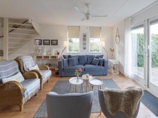 Cozy Zeeland Retreat with a Sauna - Wemeldinge - 6